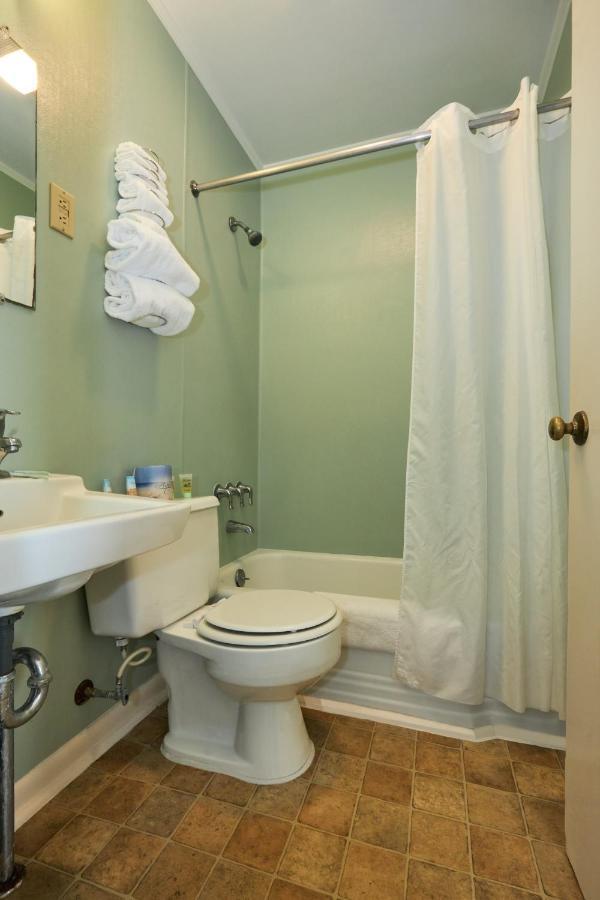 Shoreham Oceanfront Hotel Ocean City Extérieur photo